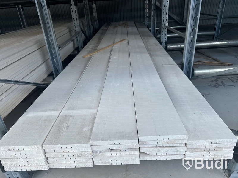 28 st. Ytterpanel 22X195MM L:4.8 M Mellanstruken, 71678335