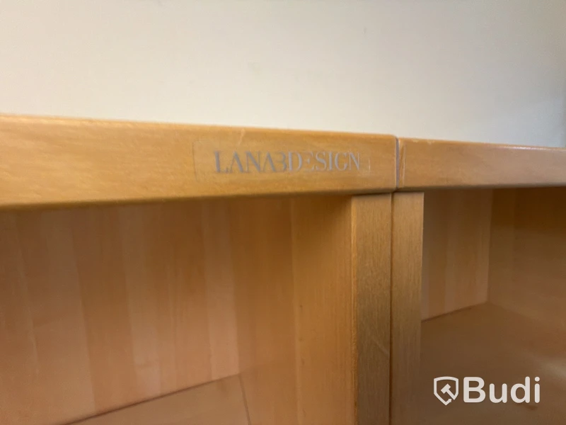 4 st. bokhyllor samt jalusiskåp
