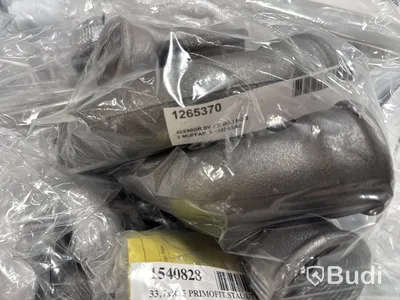 Pall med diverse produkter för hantverkaren eller hemmafixaren