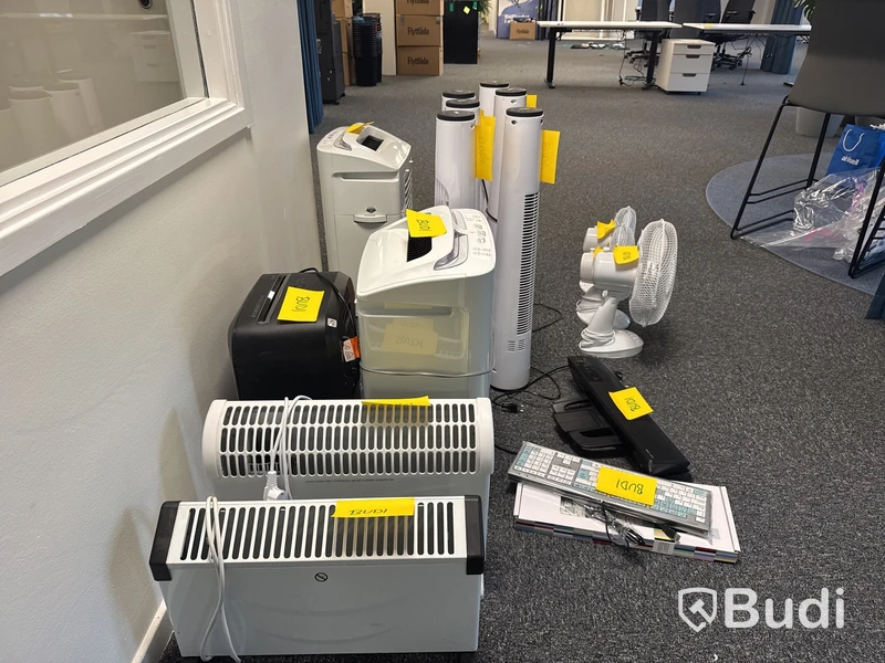 Diverse ventilationsprodukter, lamineringsmaskin, tangentbord och skrivare