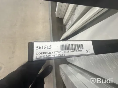 45 st. Dörromfattning mdf 16x130 mm l:2440 & 4400 mm vit 0502-y, (561515 & 562156) se beskrvning, olika längder