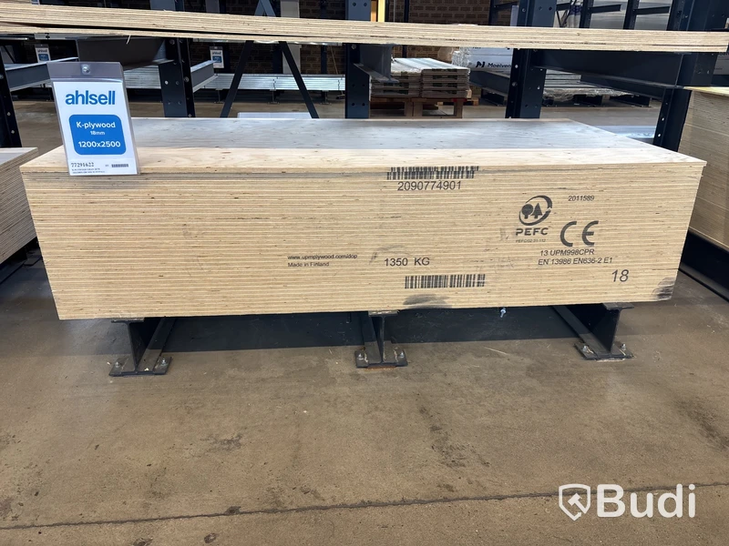 34 st. Konstruktionsplywood, K-plywood Gran 20/70, 18X2500X1200MM, 77291622