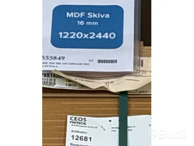 34 st. MDF Skiva. 16X2440X1220 MM, 70407066