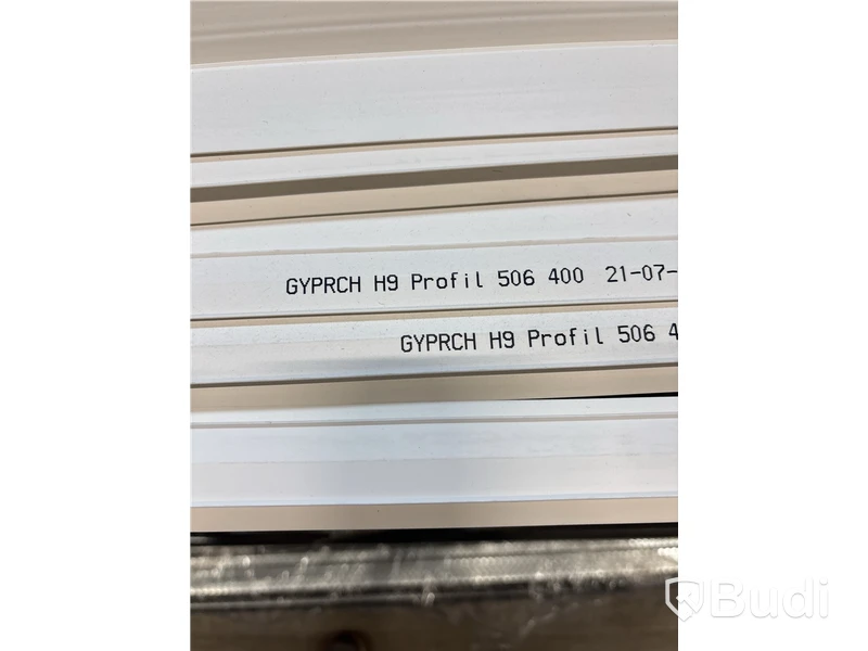 70 st. Profil Gyprch H9 H-PROFIL PVC 2700MM VIT, 295269
