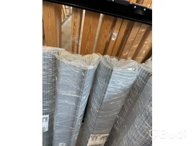 Parti med aluminium plåtar, olika storlekar