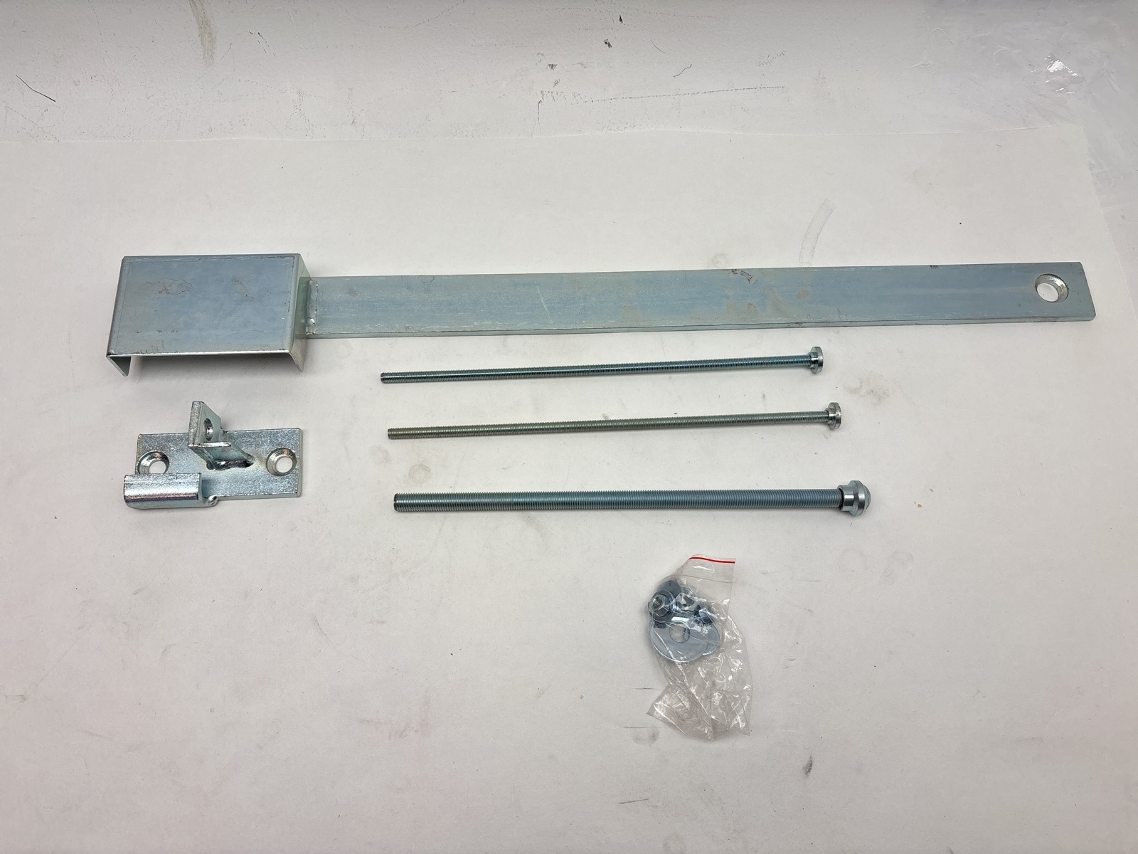 Låsbom 840mm Kåpa höger.