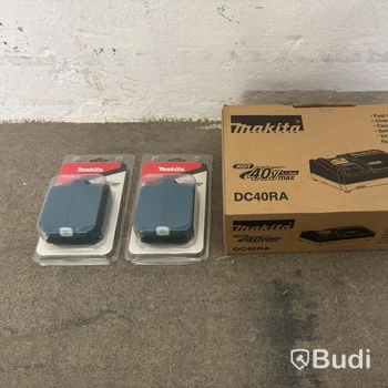 Batteriladdare och 2 st. USB batteri adapter Makita