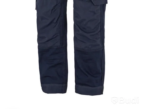 PARTI MED HANTVERKSBYXOR GESTO, ESSENTIAL, stl C48/148 - ca 100 st.