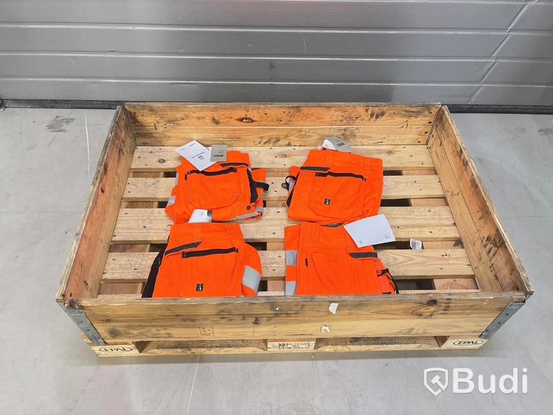 4 st. Hantverksshorts/Varselshorts Björnkläder, olika storlekar