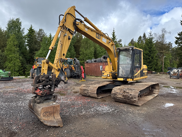 Bandgrävare Caterpillar 312 -96 (13425h)