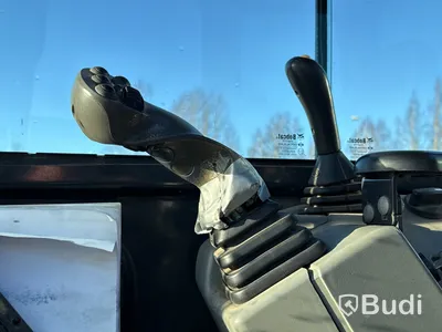 Bandgrävare Bobcat E 26 | 4383h | tiltrotator + redskap | 2016