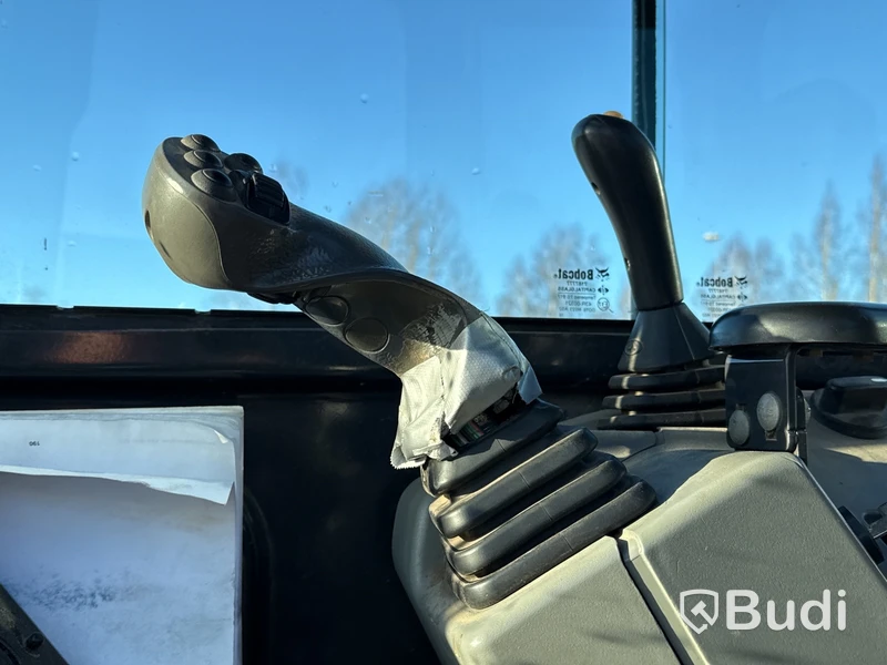 Bandgrävare Bobcat E 26 | 4383h | tiltrotator + redskap | 2016