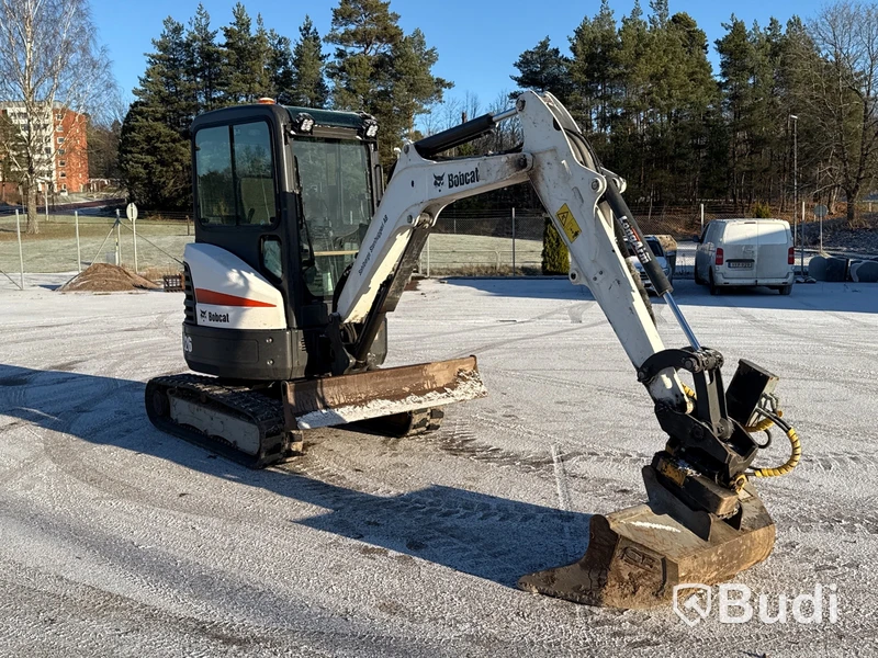 Bandgrävare Bobcat E 26 | 4383h | tiltrotator + redskap | 2016