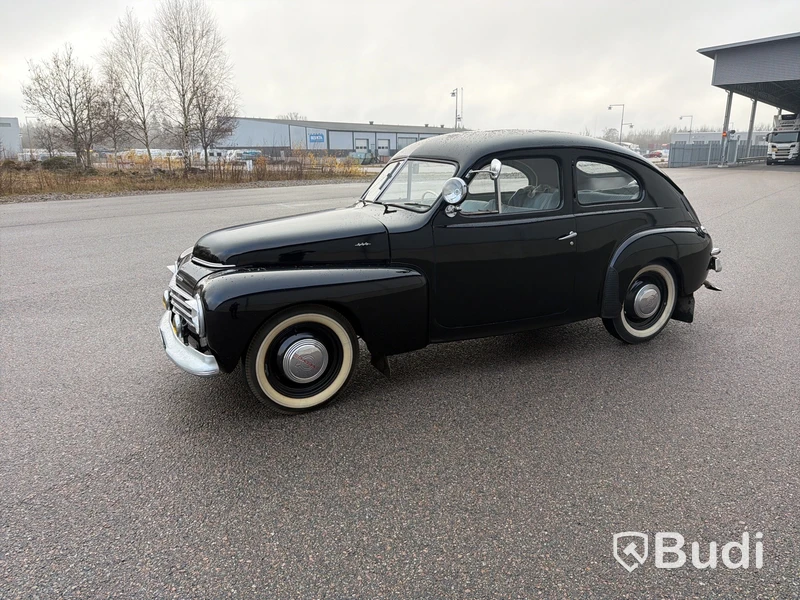 Volvo PV-444 -1947 | First model year