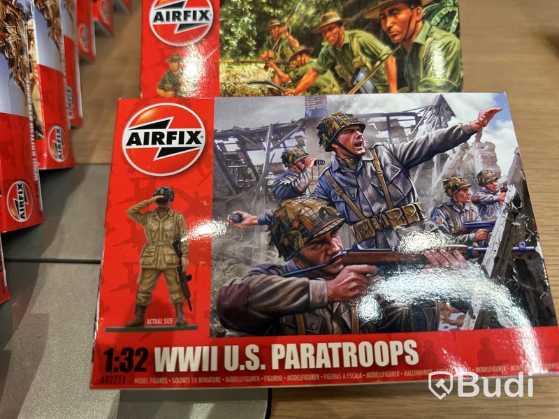 Julklappstips! Parti Revell, Airfix, Kitech och SIKU Farmer