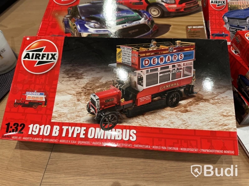 Julklappstips! Parti Revell, Airfix, Kitech och SIKU Farmer
