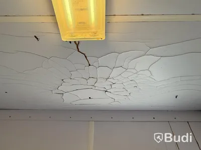 20-foot office/workshop container | Repair project