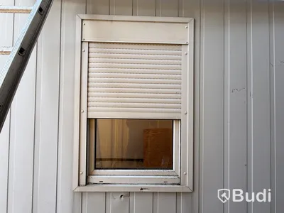 20-foot office/workshop container | Repair project