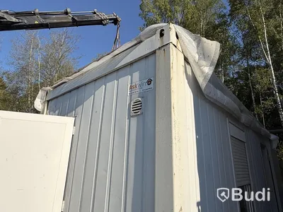 20-foot office/workshop container | Repair project