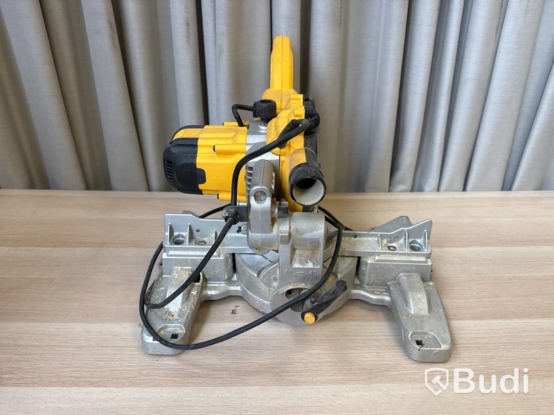 Kap- & gersåg Dewalt DWS773