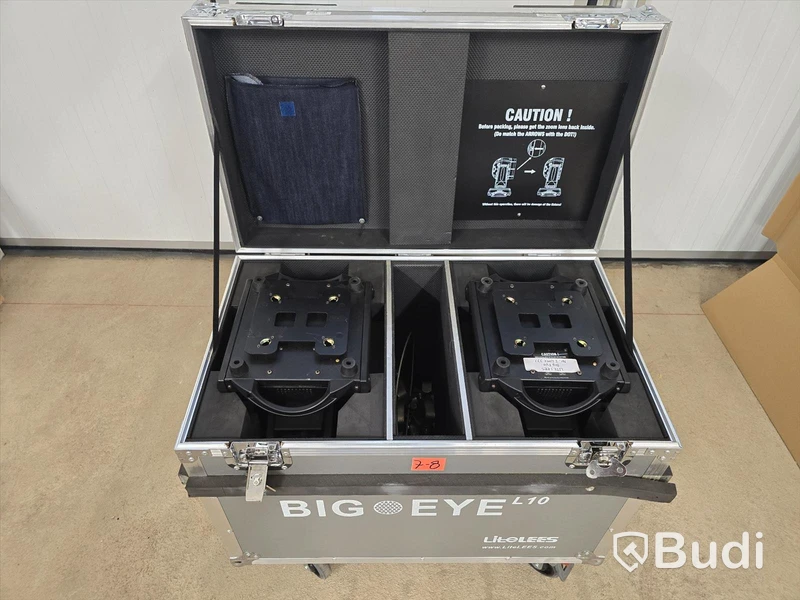 2 st. Moving Heads | LITELEES Big Eye L10 (en delvis defekt).