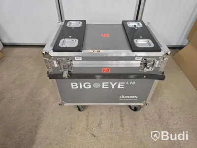 2 st. Moving Heads | LITELEES Big Eye L10 (en delvis defekt).
