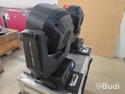 2 st. Moving Heads | LITELEES Big Eye L10 (en delvis defekt).