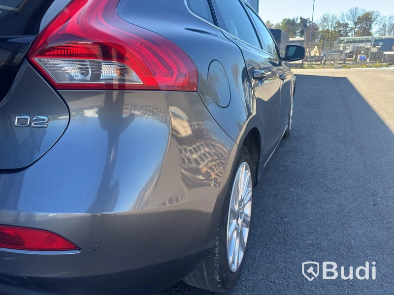 Volvo V40 D2 -2013