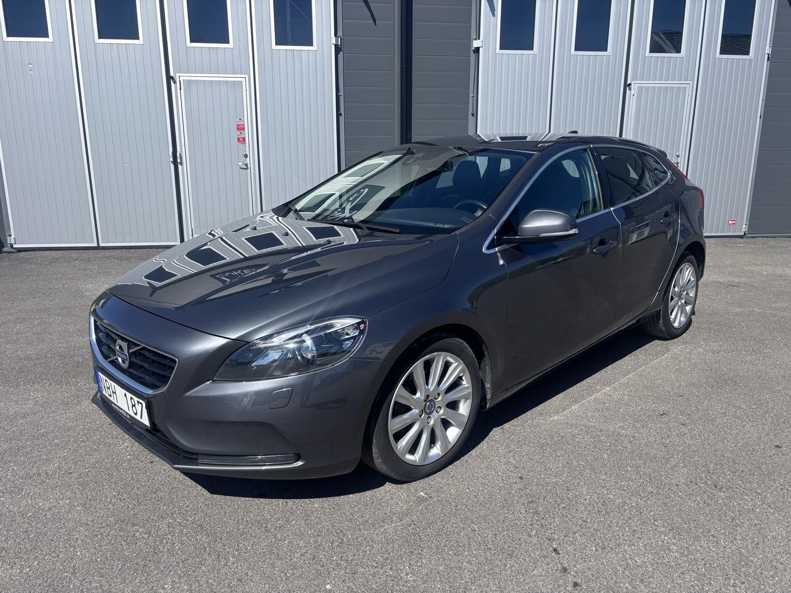 Volvo V40 D2 -2013