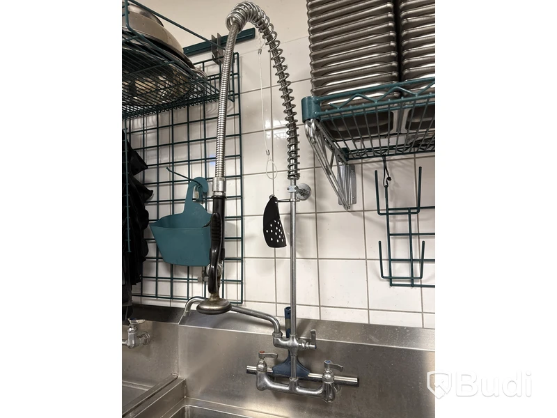 Rostfri diskbänk med ho & duschblandare
