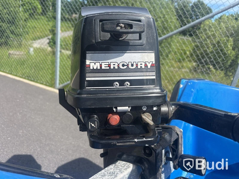 Motorbåt 4.65m med Mercury 4hk och båtkärra