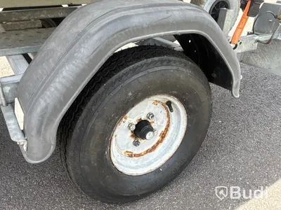 Motorbåt 4.65m med Mercury 4hk och båtkärra