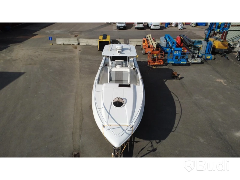 Deep Impact 36 Sport – Trippla Mercury Verado (310hk) – High Performance Center Console 11