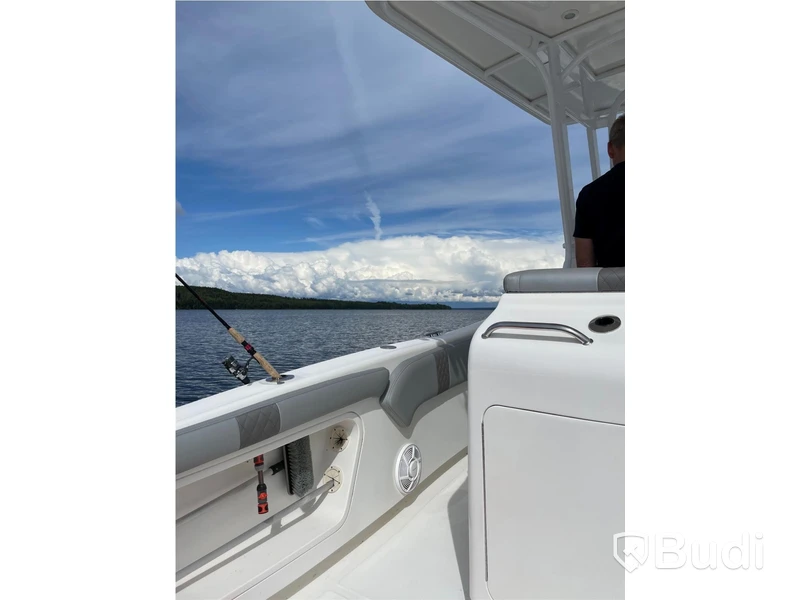 Deep Impact 36 Sport – Trippla Mercury Verado (310hk) – High Performance Center Console 11