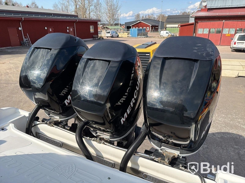 Deep Impact 36 Sport – Trippla Mercury Verado (310hk) – High Performance Center Console 11