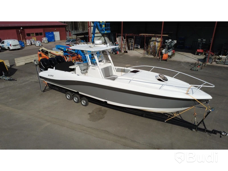 Deep Impact 36 Sport – Trippla Mercury Verado (310hk) – High Performance Center Console 11