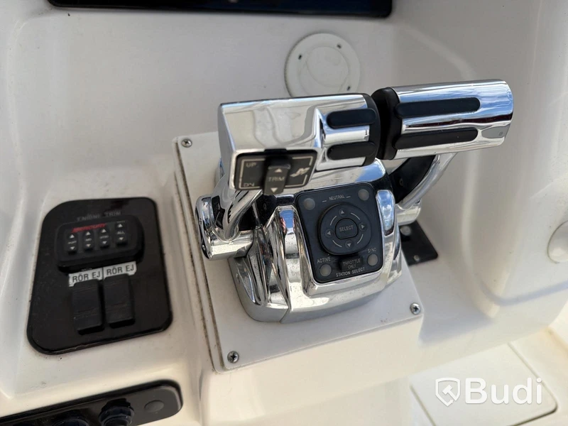 Deep Impact 36 Sport – Trippla Mercury Verado (310hk) – High Performance Center Console 11