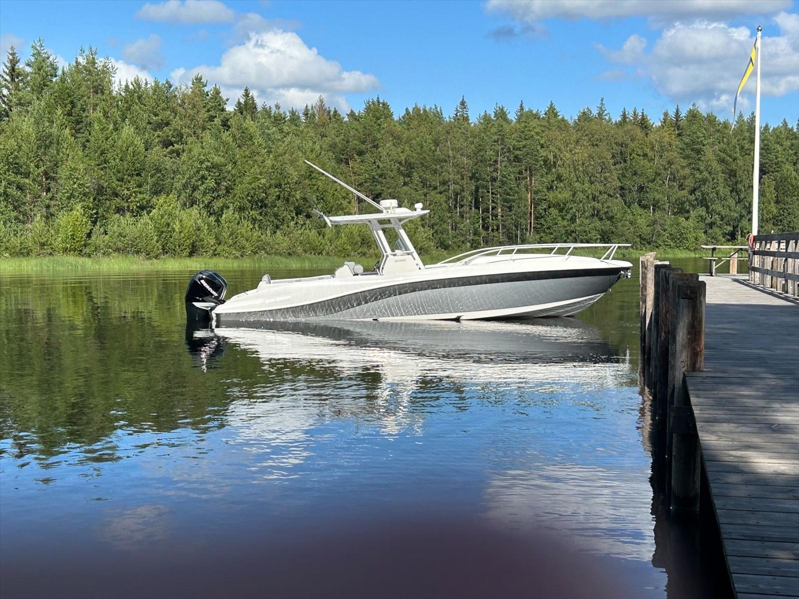 Deep Impact 36 Sport – Trippla Mercury Verado (310hk) – High Performance Center Console 11