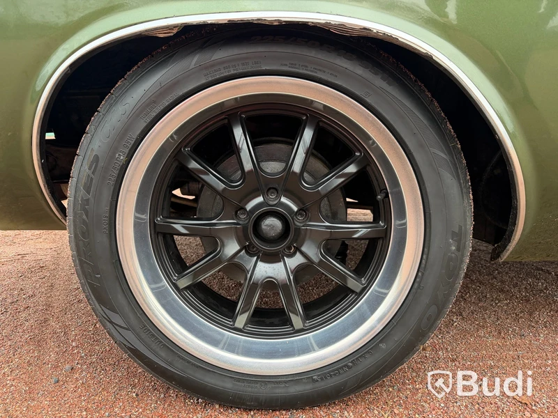 Dodge Challenger 1970 – 383 HP Magnum | Manuell | Renoverad & i toppskick