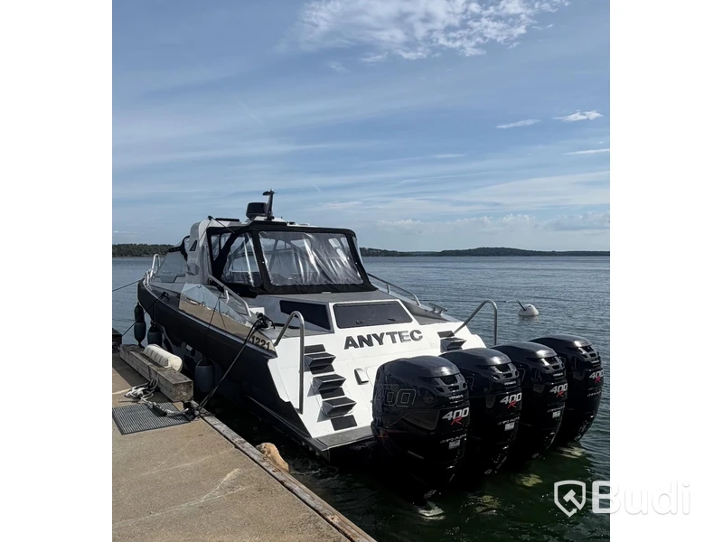 Motorboat Anytec 1221 SPD – 2016 | 4 x Mercury Racing 400 hp | 1600 hp