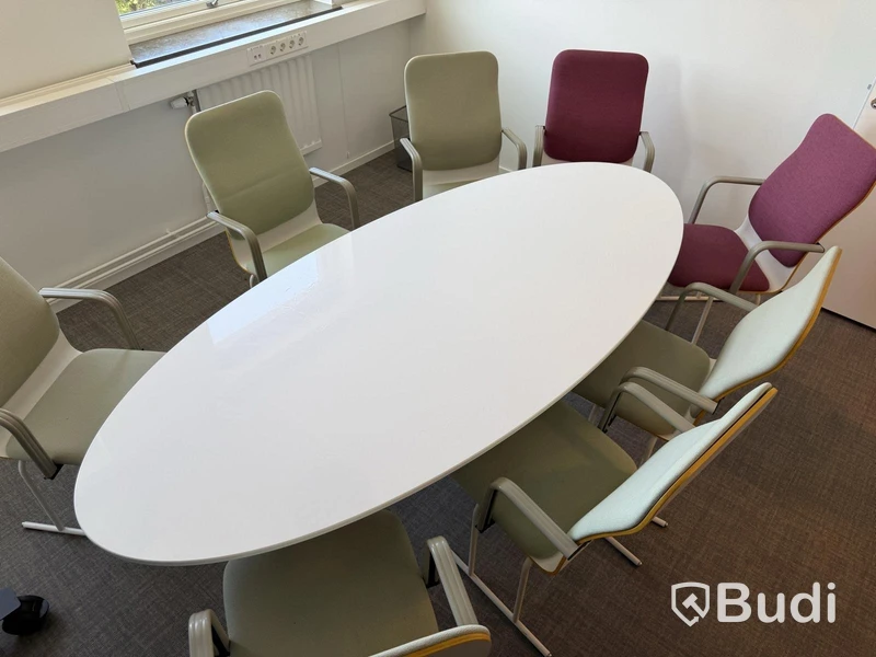 Conference table, 8 conference chairs, Avarte, Yrjö Kukkapuro, light green and cerise/purple, air bubbles in the tabletop