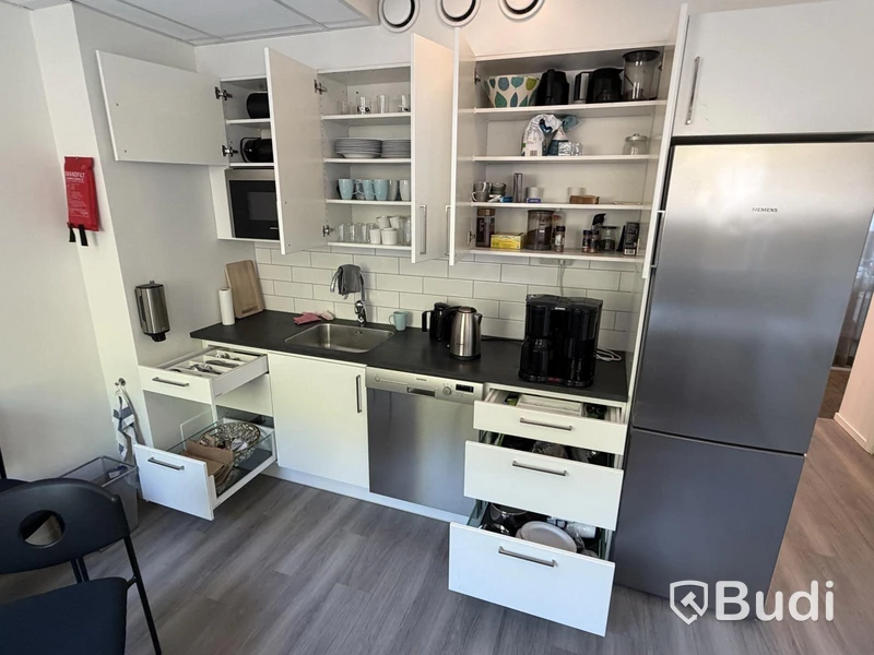 All Kitchen Contents
