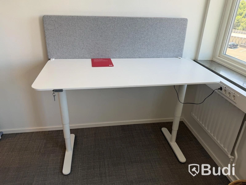 IKEA height-adjustable desk, 160 x 80 cm, with sound-absorbing screen