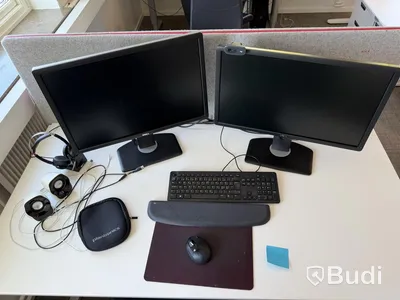 3 electric height-adjustable desks, 2 drawer units, monitors and accessories