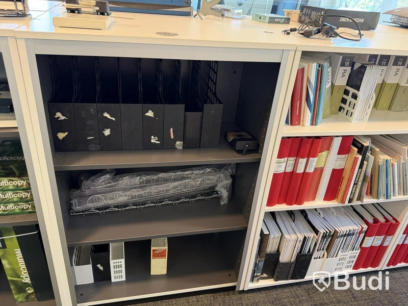 10 st bokhyllor, IKEA, 80 cm, med tillbehör