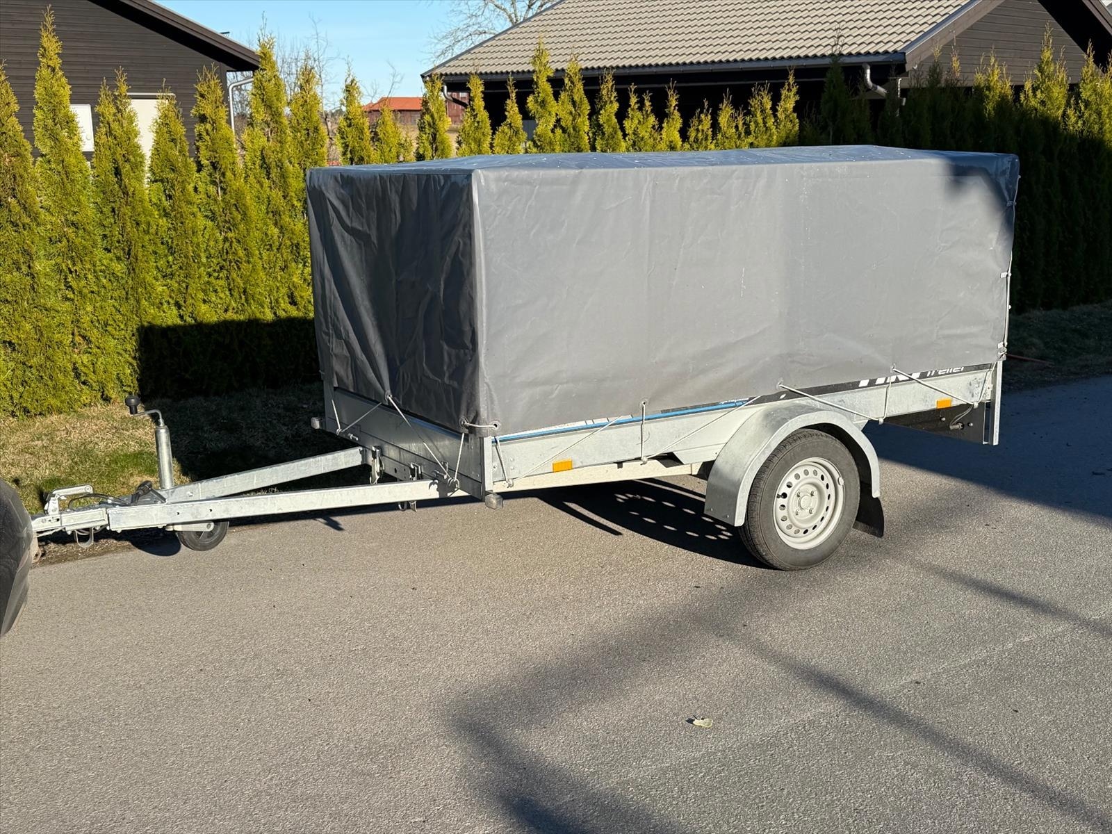 Gallersläp med kapell TIKI CS250-R -2024