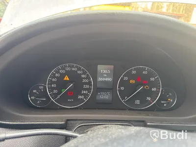 MERCEDES-BENZ C 180 KOMP -05 (27000km) Renoveringsobjekt