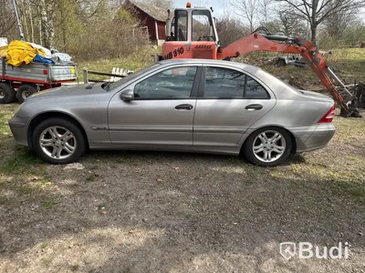 MERCEDES-BENZ C 180 KOMP -05 (27000km) Renoveringsobjekt