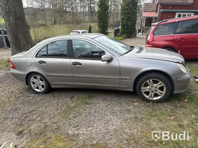 MERCEDES-BENZ C 180 KOMP -05 (27000km) Renoveringsobjekt