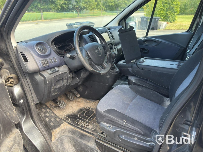 Opel Vivaro Skåpbil 2.9t 1.6 CDTI BIturbo Manuell, 120hk, 2015